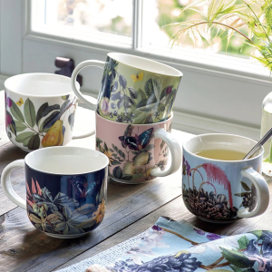 Mugs, Cups & Saucers